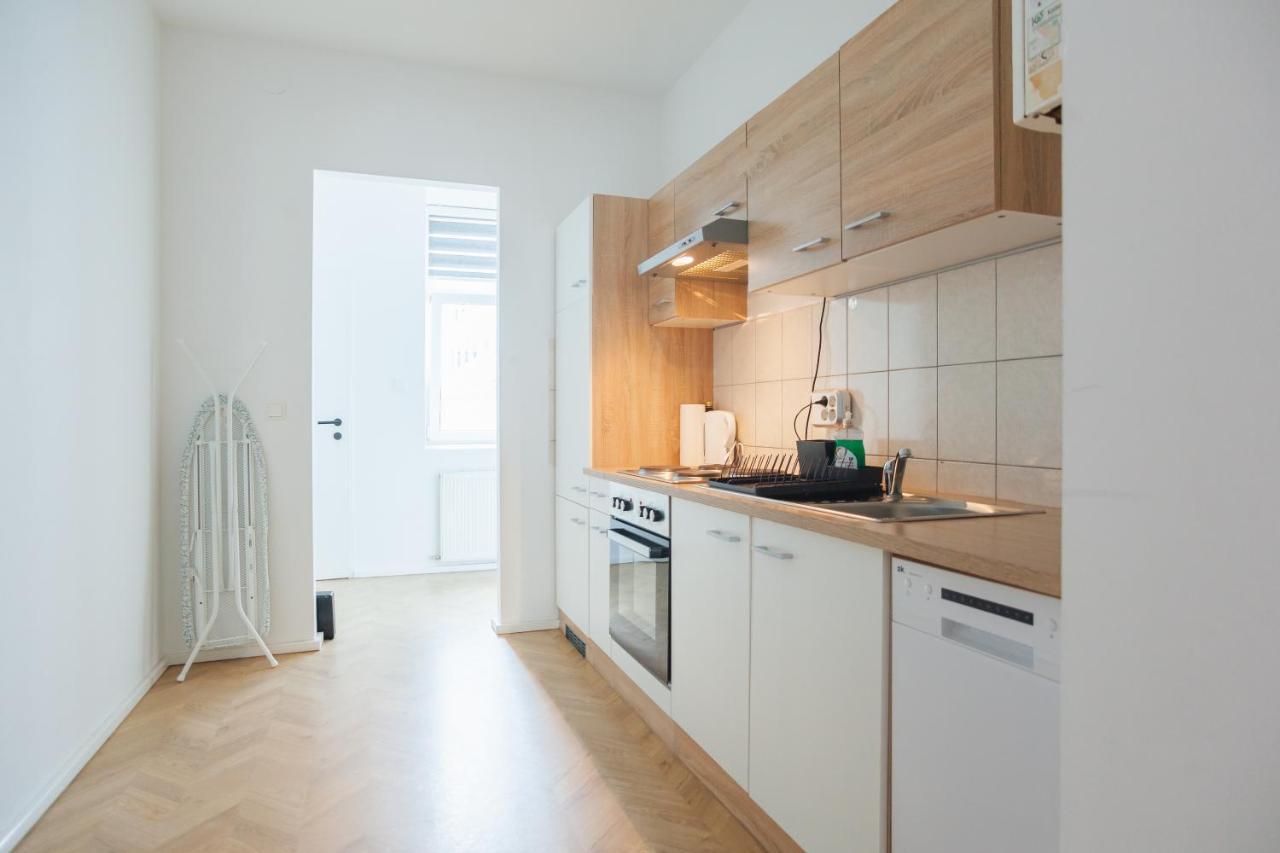 Malfatti Room Oasis With Coworking Space Wien Ngoại thất bức ảnh